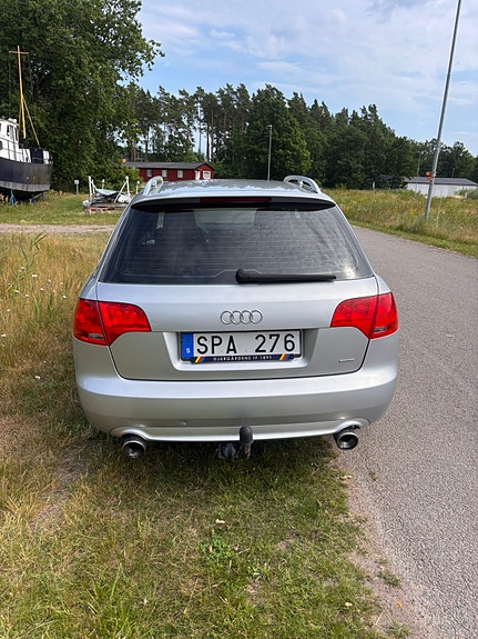 Audi A4 5 of 5