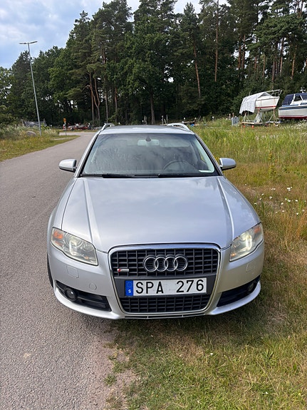 Audi A4 3 of 5