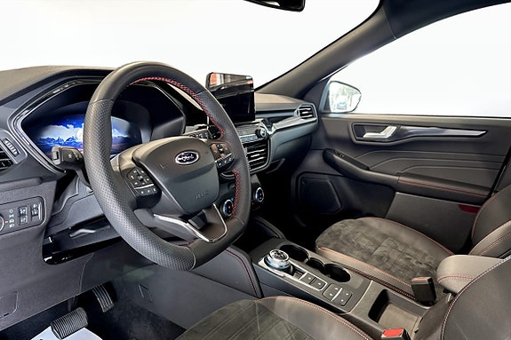 Ford Kuga 5 of 5