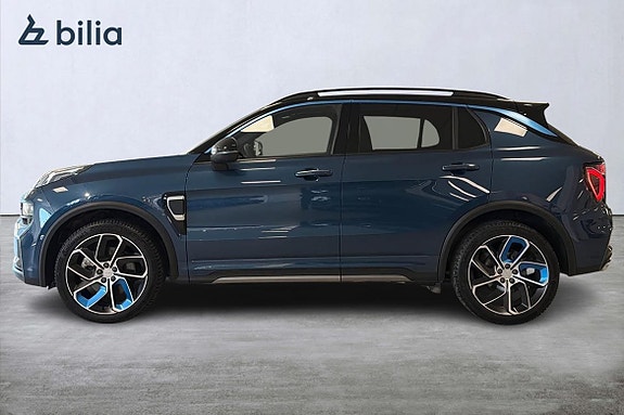 Lynk & Co 01 3 of 5
