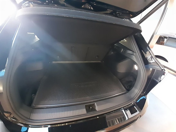 Volkswagen Tiguan 4 of 5