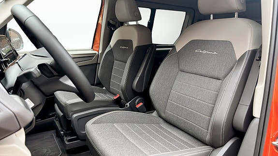 Volkswagen California 8 of 19