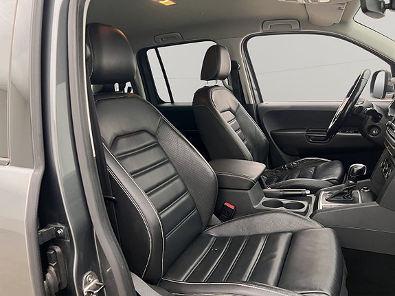 Volkswagen Amarok 27 of 30