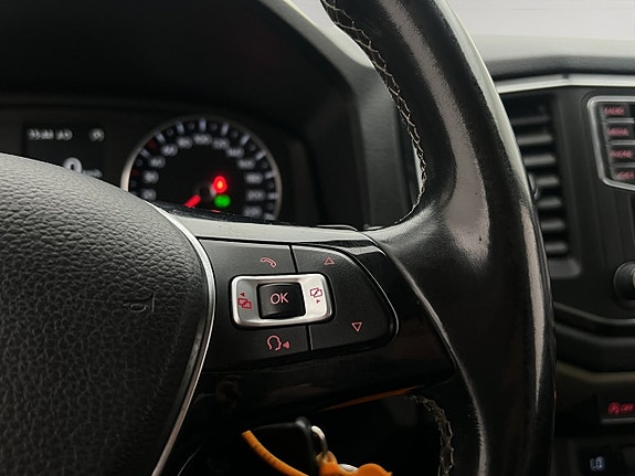 Volkswagen Amarok 20 of 30