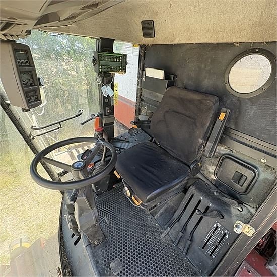New Holland L624 30 of 30