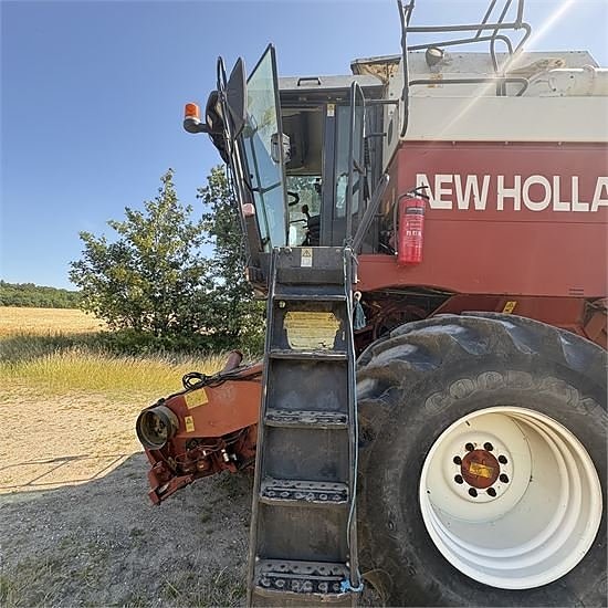 New Holland L624 29 of 30