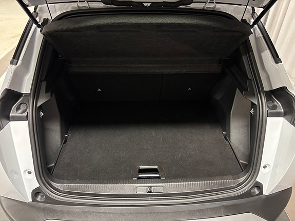 Peugeot 2008 4 of 5
