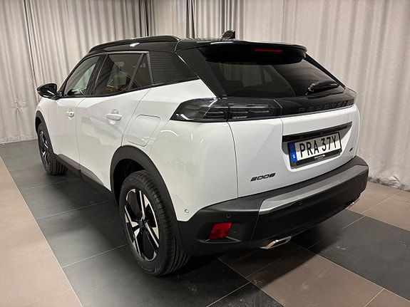 Peugeot 2008 3 of 5