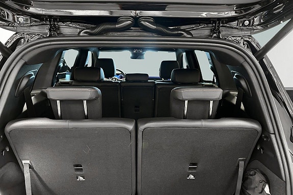 Mercedes-Benz GLB200 15 of 24