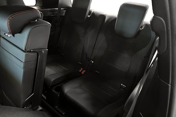 Mercedes-Benz GLB200 16 of 24