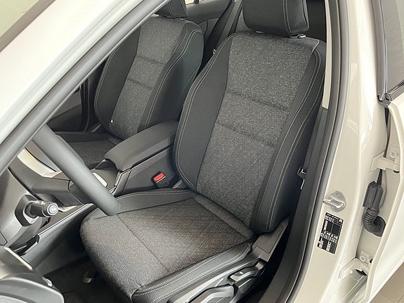 BMW 120 6 of 14