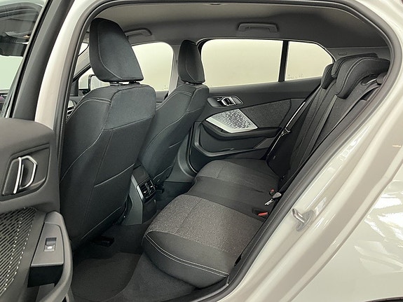 BMW 120 11 of 14