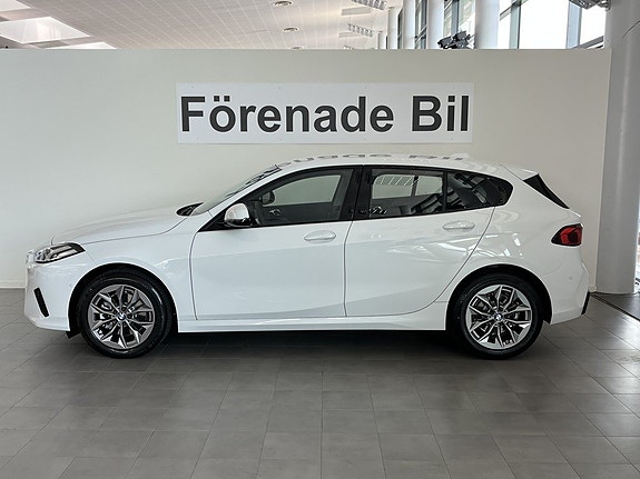 BMW 120 3 of 14