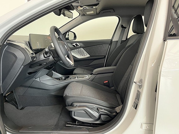 BMW 120 5 of 14