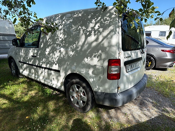 Volkswagen Caddy 3 of 5