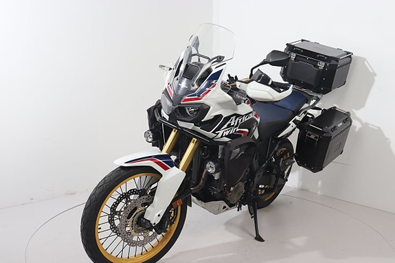 Honda CRF 1000 Africa Twin 4 of 5