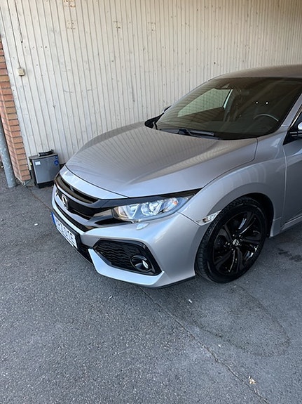 Honda Civic 4 of 5