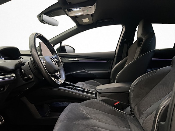 Skoda Enyaq 13 of 30