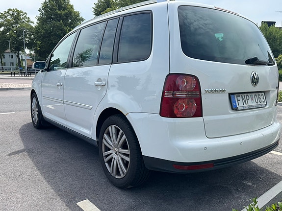 Volkswagen Touran 14 of 15