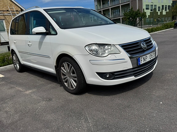 Volkswagen Touran 11 of 15
