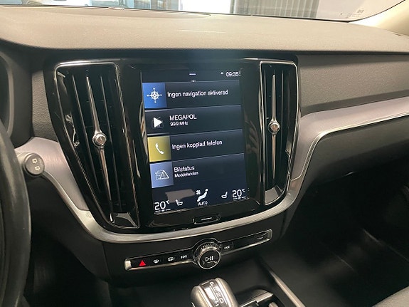 Volvo V60 16 of 20