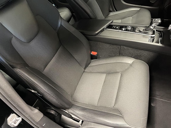 Volvo V60 10 of 20