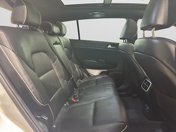 Kia Sportage 13 of 26