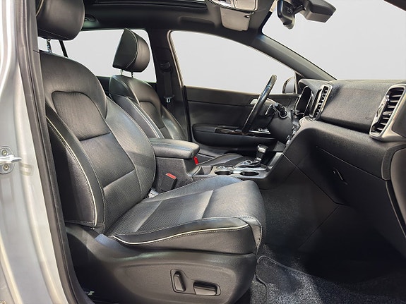 Kia Sportage 12 of 26