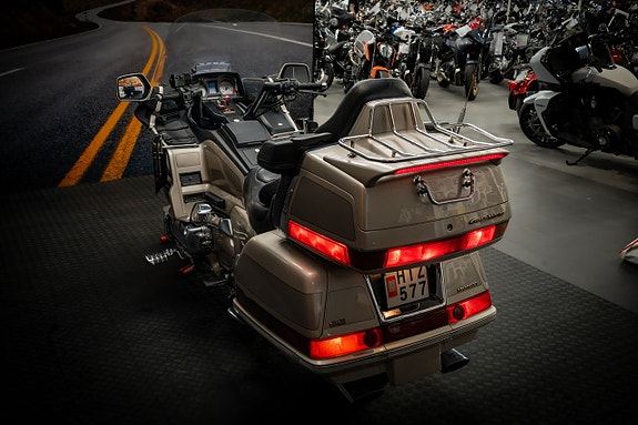 Honda GL1500 SE Gold Wing 7 of 14