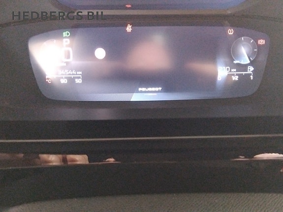Peugeot 408 10 of 16