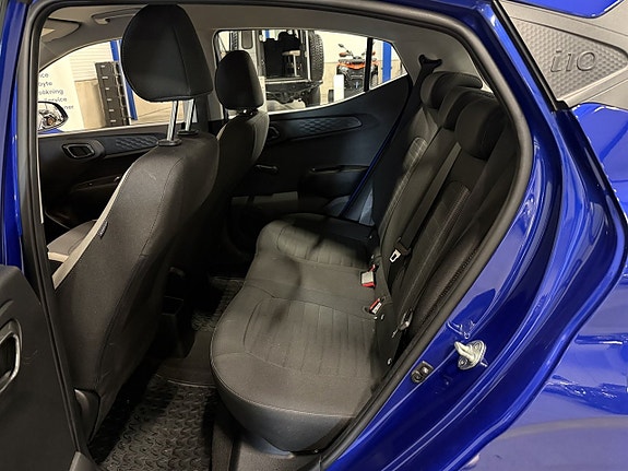 Hyundai i10 9 of 18