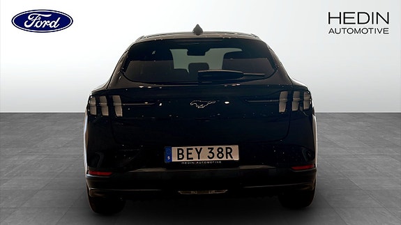 Ford Mustang Mach-E 7 of 13