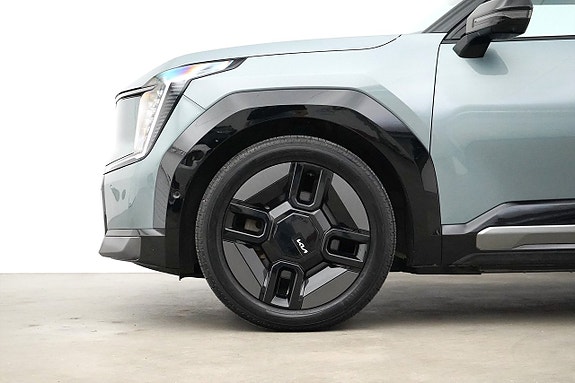 Kia EV9 3 of 5