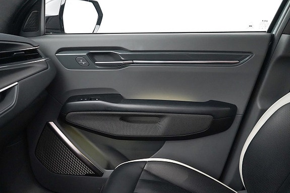 Kia EV9 15 of 27