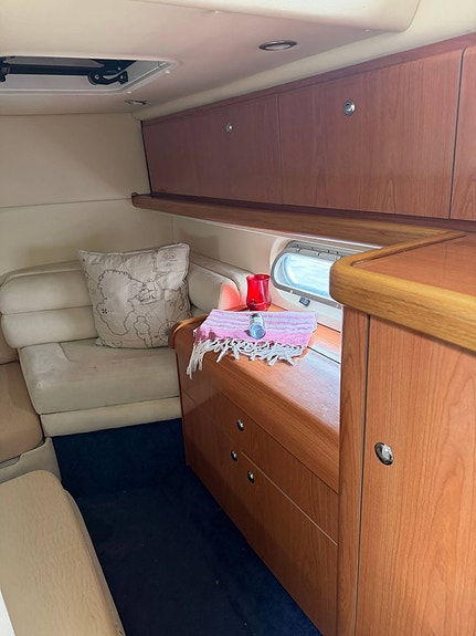 Sealine S34 - 2x Volvo Penta D4-225 13 of 16