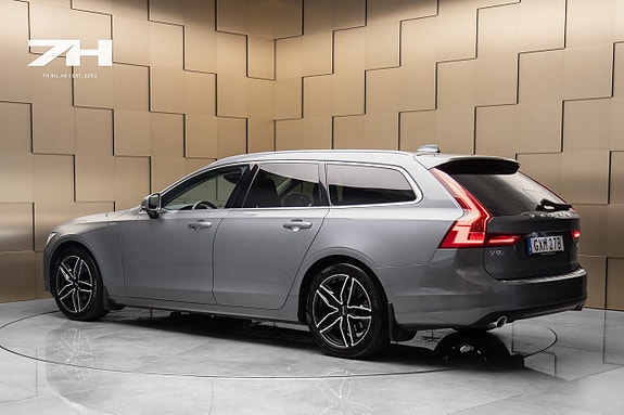 Volvo V90 3 of 5