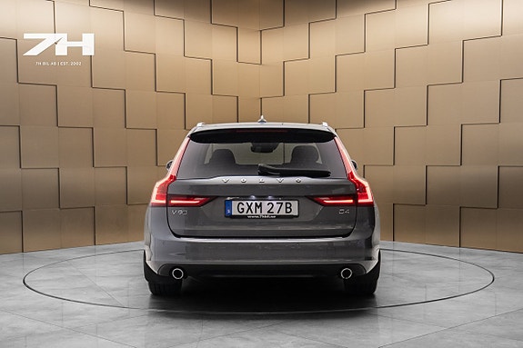 Volvo V90 4 of 5