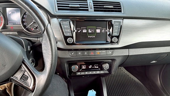 Skoda Fabia 9 of 16