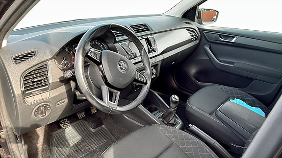 Skoda Fabia 7 of 16