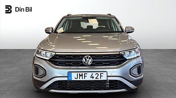 Volkswagen T-Roc 4 of 12
