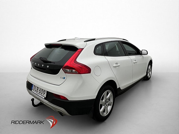 Volvo V40 Cross Country 8 of 30