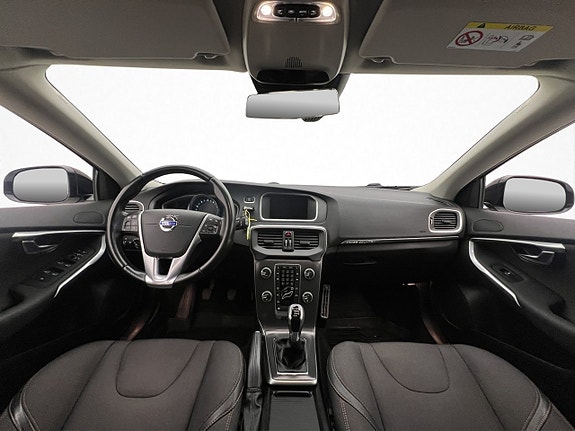 Volvo V40 Cross Country 16 of 30
