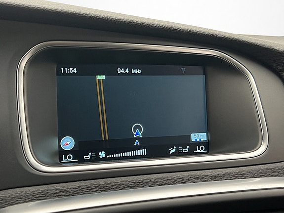 Volvo V40 Cross Country 17 of 30