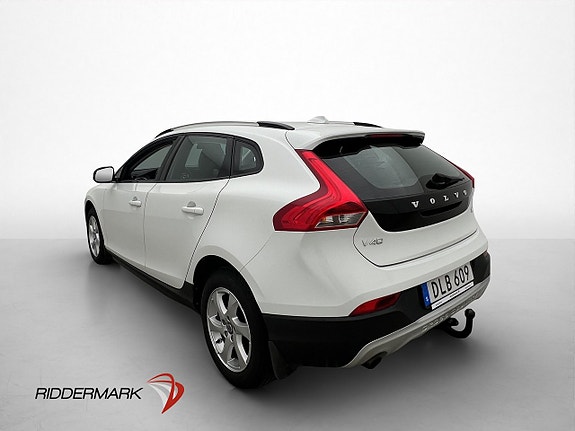 Volvo V40 Cross Country 5 of 30