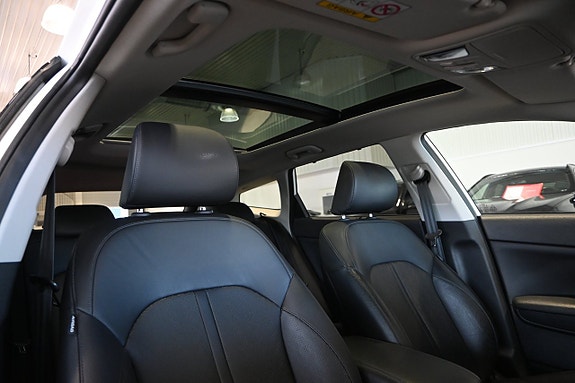 Kia Optima 18 of 24
