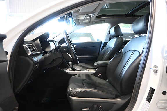 Kia Optima 8 of 24