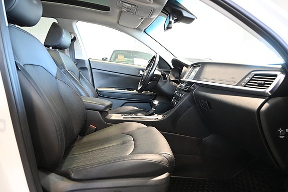 Kia Optima 11 of 24