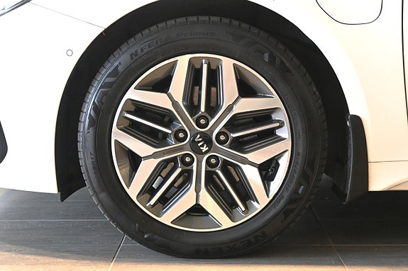 Kia Optima 6 of 24