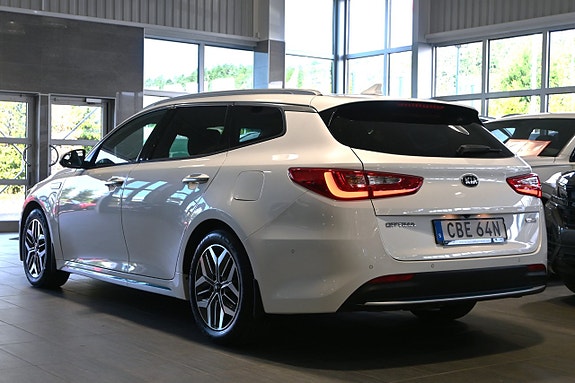 Kia Optima 3 of 5