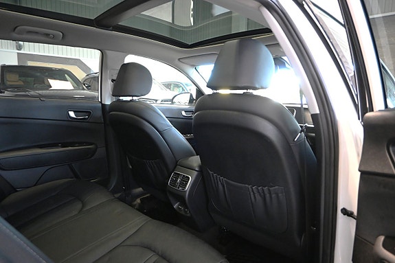 Kia Optima 12 of 24